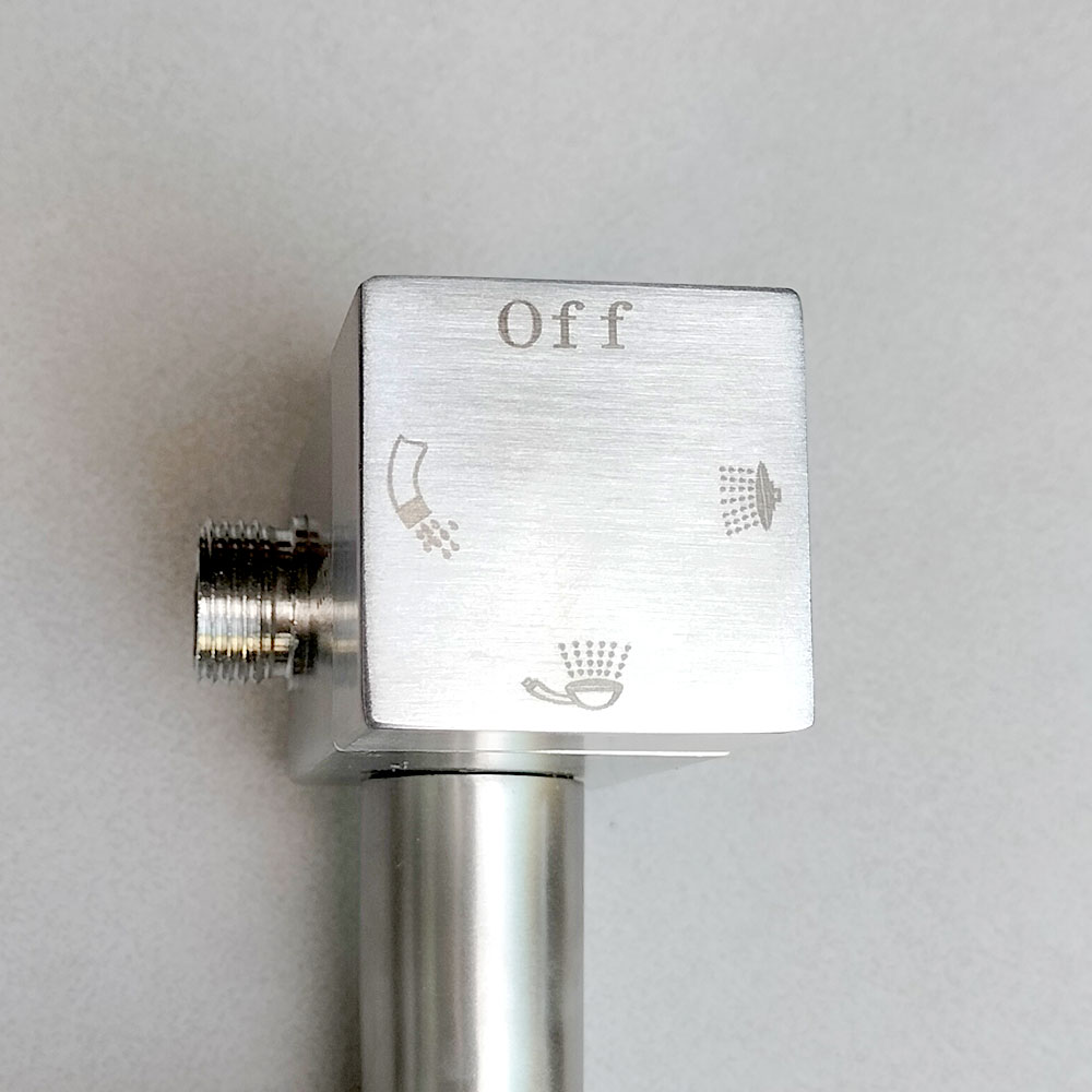 sen cây tắm đứng lạnh inox 304